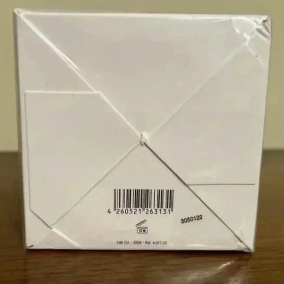 Dr. Barbara Sturm Anti-Aging Body Scrub, 6.76 oz, New/Sealed Box - Picture 2 of 2